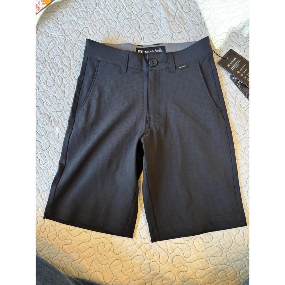 Travis Mathew Boys J Starnes Performance Golf Shorts Black Size 8